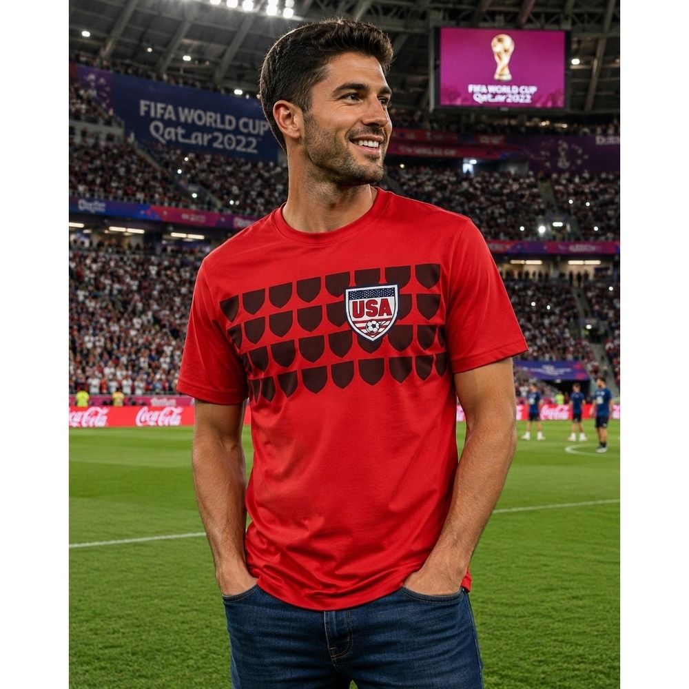 TEAM USA STRIKER SOCCER Jersey T-shirt Red Athletic Size Large World Cup -230